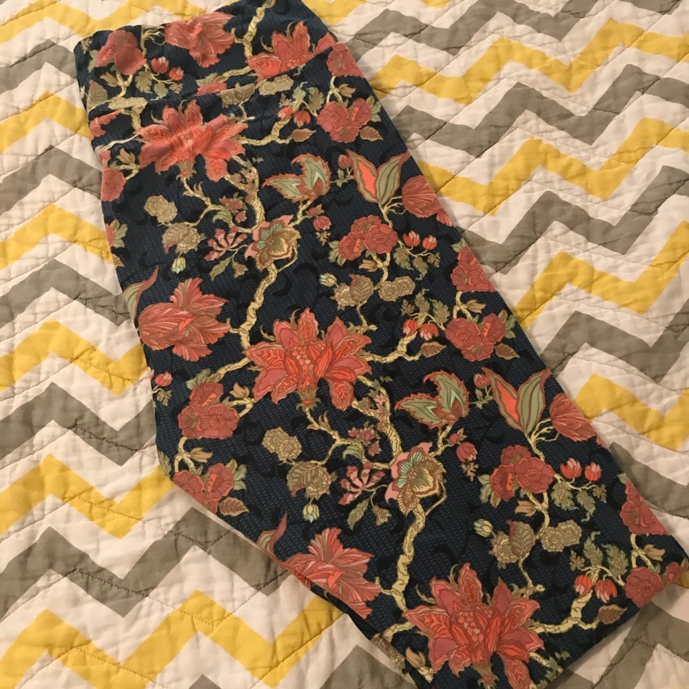 TC Floral and Lace LulaRoe Leggings